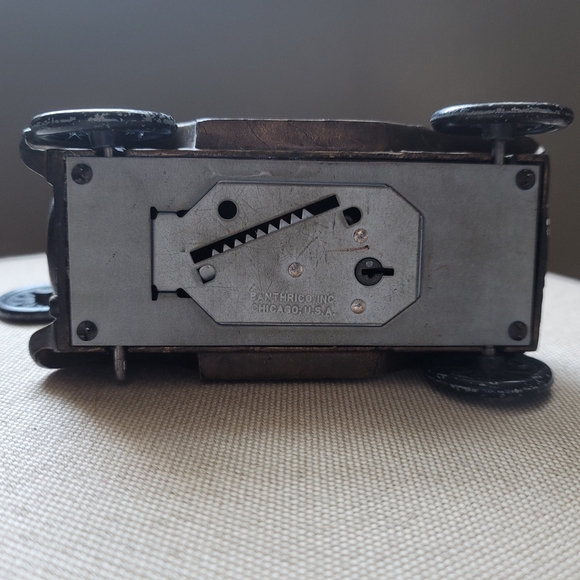 BANTHRICO, INC Chicago Vintage Brass Model T 1926 Car Bank - Picture 8 of 12